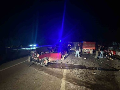 Susurluk'ta Trafik Kazasinda 3 Kisi Yaralandi