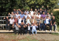 Annelik Yaptigi Yuva Çocuklariyla 35 Yil Sonra Bulustu