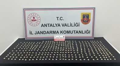 Antalya'da 2 Bin 250 Adet Uyusturucu Hap Ele Geçirildi