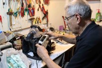 Bu Dükkanda Tamir Edilmeyecek Hiçbir Sey Yok