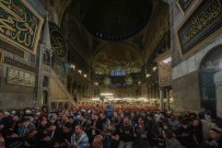 Diyanet Isleri Baskani Erbas, Ayasofya Camii'nde Filistinliler Için Dua Etti