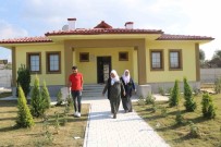 Enkaz Kentte Depremzedeler, Hayal Bile Edemedikleri Evlerine Kavustular