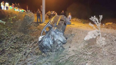 Bursa'da Otomobil Sarampole Uçtu, 2 Kardes Ve Kuzenleri Ölümden Döndü