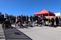 Erzincan'da Düzenlenen Dünya Kaykay Inis Sampiyonasi Nefes Kesti