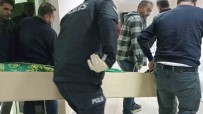 Sivas'taki Otobüs Kazasinda Ölen 7 Yolcunun Cenazeleri Ailelerine Teslim Edildi