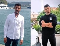 Sarampole Yuvarlanan Araç Agaca Asili Kaldi Açiklamasi 2 Ölü, 3 Yarali