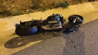 Tira Çarpan Motosikletin Sürücüsü Hastanede Hayatini Kaybetti