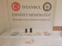 Narkotik Alisverisine Tulumla Giden Uyuz Hastasi Yakalandi