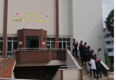 Jandarmanin Yakaladigi 5 Motosiklet Hirsizi Tutuklandi