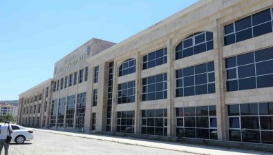 Kütahya'da Yakalanan 57 Sahistan 3'Ü Tutuklandi