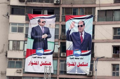 Misir Cumhurbaskani Sisi, Aralik Ayindaki Cumhurbaskanligi Seçimlerinde Aday Olacak