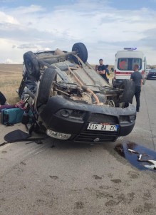 Takla Atan Otomobilde 5 Kisi Yaralandi