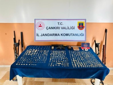 Bizans Ve Roma Dönemine Ait Çok Sayida Tarihi Eser Ele Geçirildi