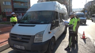 Samsun'da 55 Noktada Okul Servis Araçlarina Siki Denetim