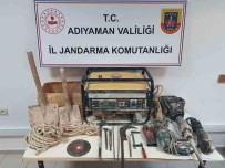 SIT Alaninda Kaçak Kaziya Jandarma Operasyonu