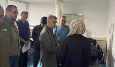 Tarım işçilerini taşıyan minibüs devrildi: 15 yaralı