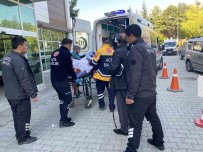 Konya'da Minibüs Kazasindaki Yaralilardan Biri Hayatini Kaybetti