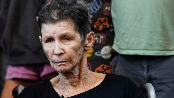 Serbest bırakılan İsrailli rehine yaşadıklarını anlattı: Bize çok nazik davrandılar, tuvaletimizi bile onlar temizledi!