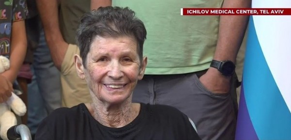 Serbest bırakılan İsrailli rehine yaşadıklarını anlattı: Bize çok nazik davrandılar, tuvaletimizi bile onlar temizledi!