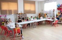 Sünnetci Minik Ögrencilerle Bulustu