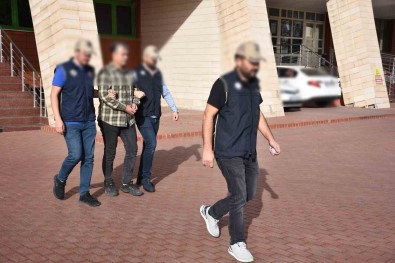 FETÖ'den Aranan Ihraç Hakim Tutuklandi