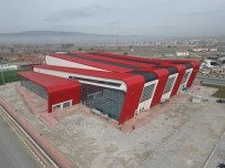 Çorum'da Yapimi Devam Eden Yeni Spor Salonu Tamamlandi