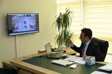 Manisa'da Su Kayip Kaçak Orani Yüzde 20 Azaldi