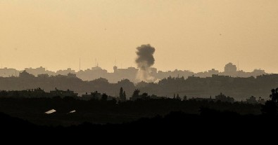 BM duyurdu: Gazze'de güvenli olması gereken yerler bile bombalanıyor