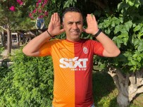 Galatasaray Sevdasi Isinden Etti