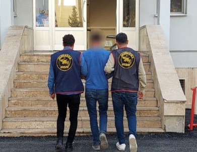 Karaman'da 5 Yil Kesinlesmis Hapis Cezasi Bulunan Sahis Yakalandi