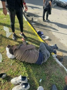 Motosiklet Sürücüsü Kazada Agir Sekilde Yaralandi