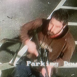 ABD'de 18 Kisiyi Öldüren Saldirgan Ölü Bulundu