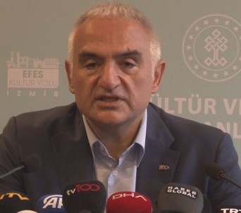 Efes Kültür Yolu Festivali Izmir'de Basladi