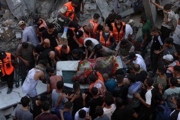 Gazze’de en kara gece! İsrail katliam yaptı tam 150 noktayı bombaladı…