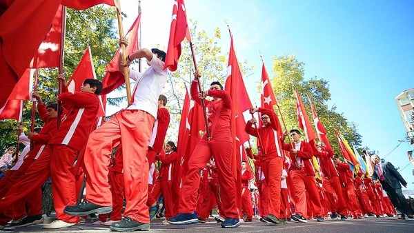Özgürlük ve bağımsızlık ruhuyla nice 100 yıllara! Bir asırlık Cumhuriyet