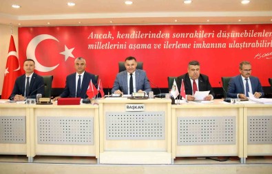 Alanya Belediyesi'nin 2024 Bütçesi, 4 Milyar 605 Milyon Olarak Belirlendi