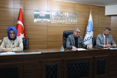 Hacilar Belediye Meclisi Ekip Ayi Toplantisini Yapti