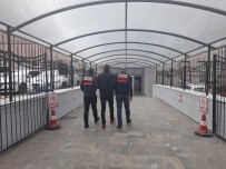 Jandarmanin Yakaladigi Suç Makinesi Cezaevine Gönderildi