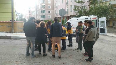 Otomobile Çarpan Bisiklet Sürücüsü Yaralandi