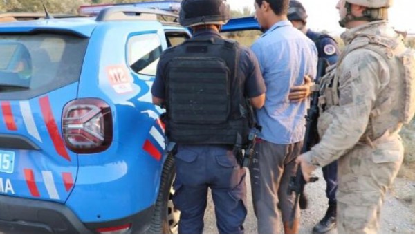 Mersin'deki terör operasyonunda 4 tutuklama