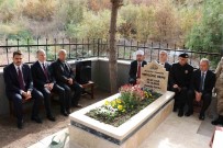 Dünyaya Insanlik Dersi Veren 'Bilge Ana' Kabri Basinda Anildi