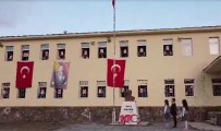 Köy Okulu Ögretmen Ve Ögrencilerinden Cumhuriyet Klibi