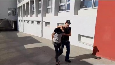 Adana'da 10 Kilogram Sivi Metamfetamini 'Su Sisesine' Koyan Sahis Tutuklandi