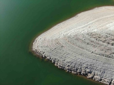 Kars Karakurt Baraji Gölü 50 Metre Çekildi