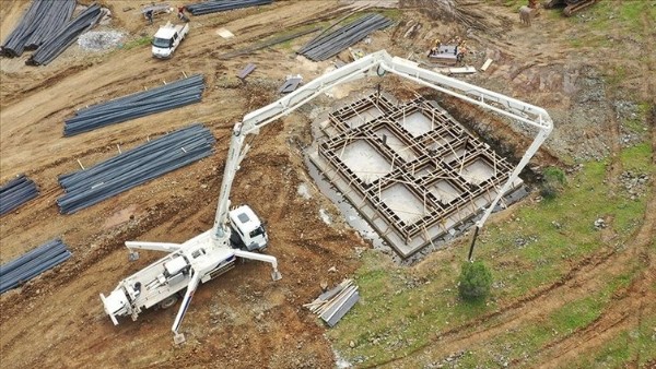 Teslimat başlıyor! Bakan Özhaseki deprem konutları için tarih verdi