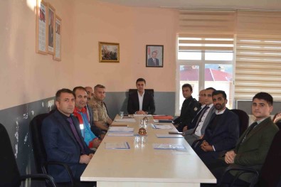Adakli Kaymakami Çelik, 'Verilen Hizmetler Siki Bir Sekilde Takip Edilecek'