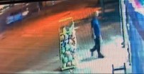 Caddenin Karsisina Geçmek Isteyen Kadina Otomobil Çarpti, Kaza Kameraya Yansidi