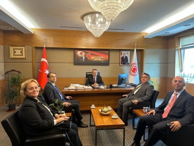 Rektör Özölçer'den Prof. Dr. Mahmut Özer'e Ziyaret