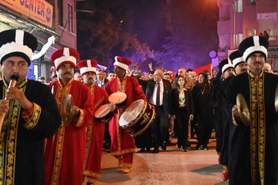 Gaziantep'in Ikinci Büyük Festivali Ali Kinik Ile Basladi