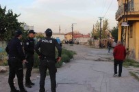 Komsular Arasinda Tasli Silahli Kavga Açiklamasi 5 Yarali